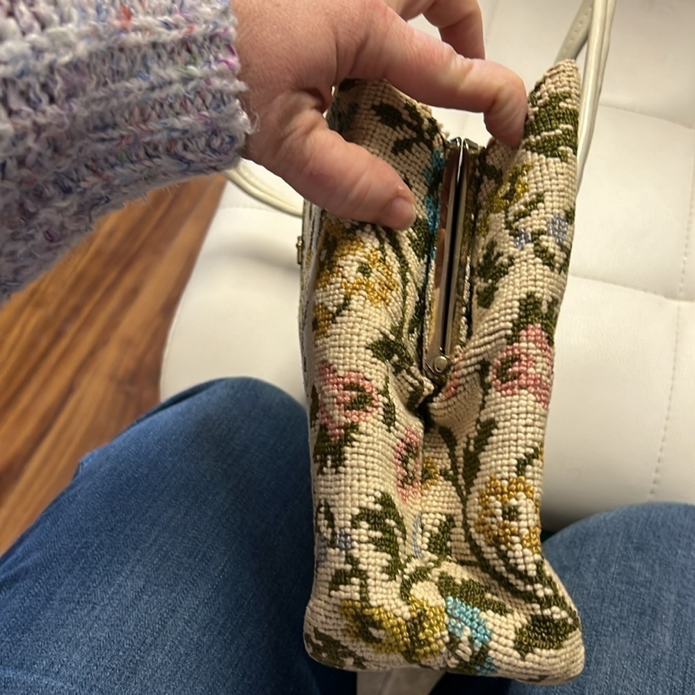 Vintage 1960s needlepoint floral purse amazing condition - Picture 10 of 11